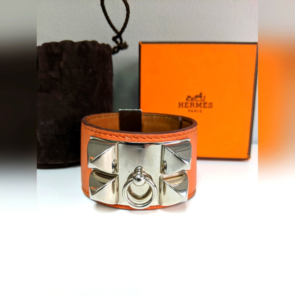 Hermes CDC Silver Tone "LIVE SHOW TODAY"
